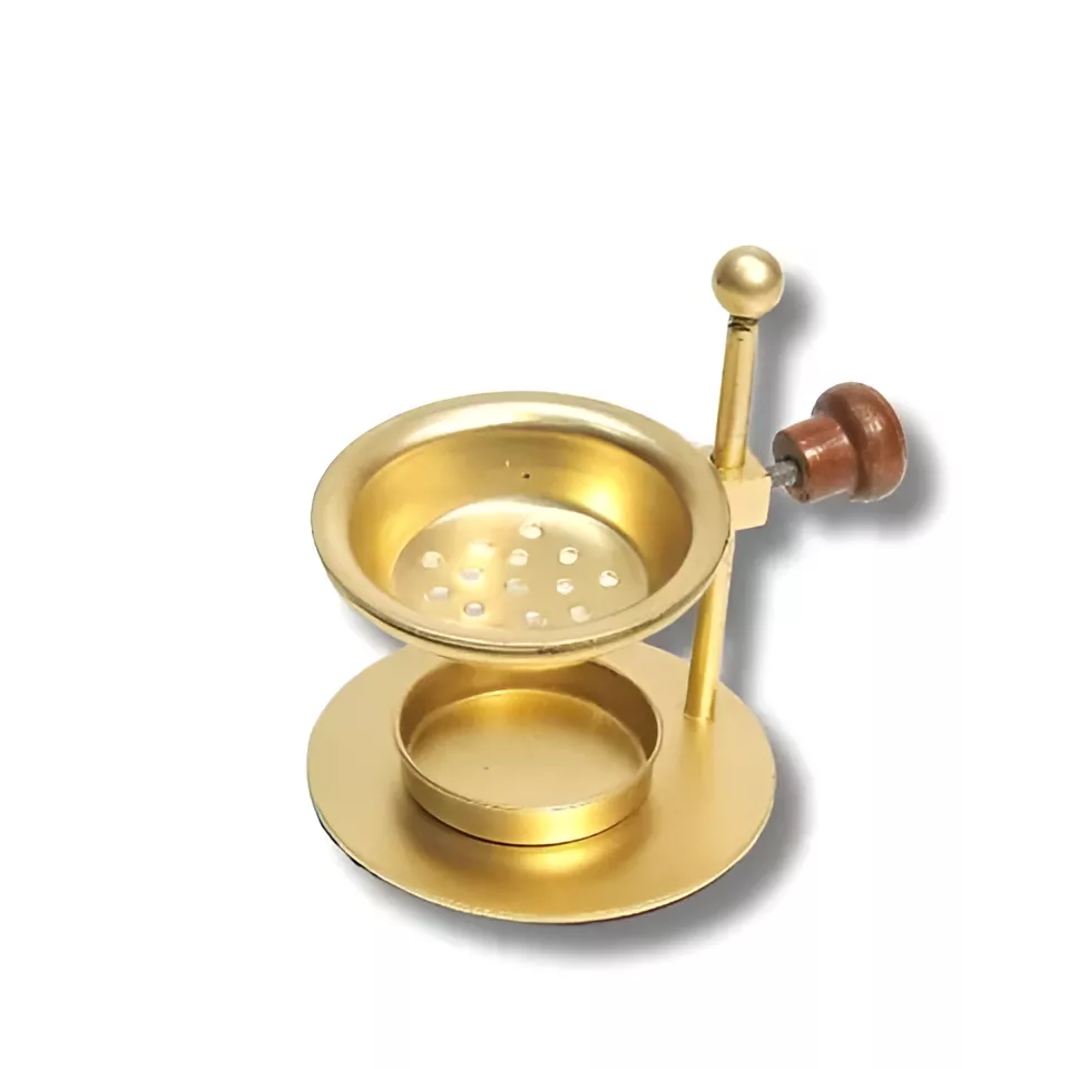 Brass smilkalinė dervoms